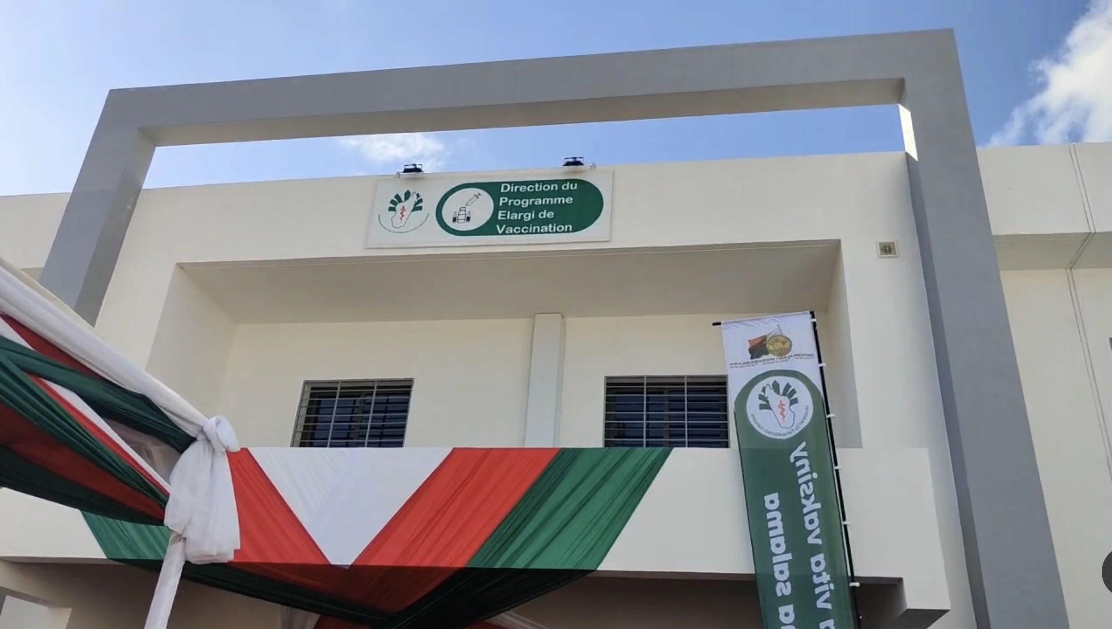 N 25.06.28-42.jpg